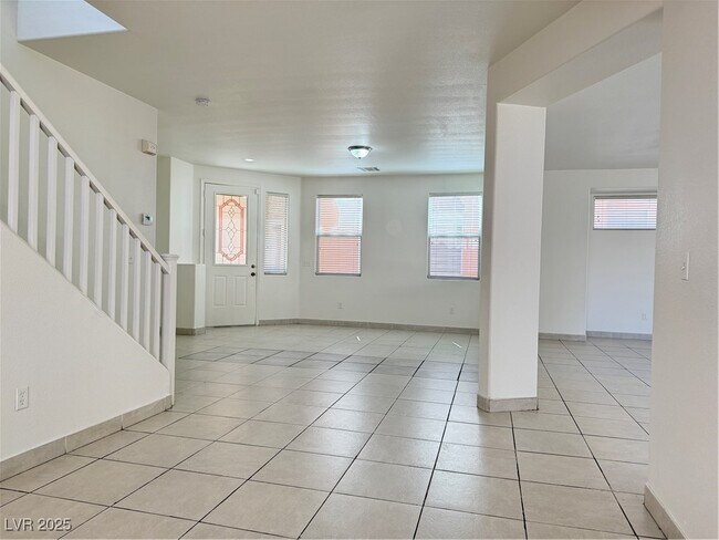 Foto del edificio - 6839 Scarlet Flax St