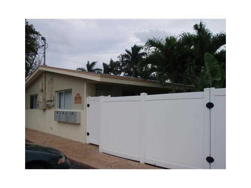 Foto principal - 612 NE 29th Dr