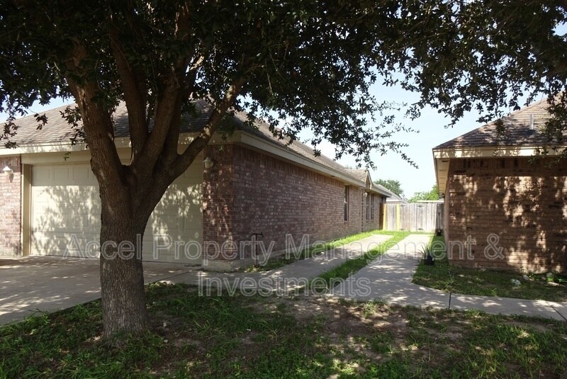 714 Jade St Unit A, Edinburg, TX 78541 Condo for Rent in Edinburg, TX