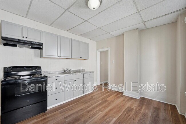 Foto del edificio - 2708 W 7th St