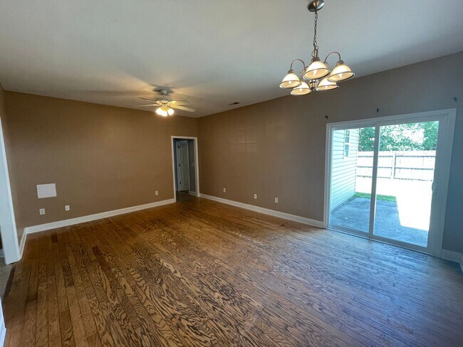 Building Photo - 375 Lullwater Drive 5 bedroom Home