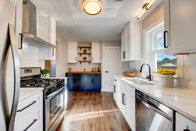 Foto del edificio - 4856 Wick Dr