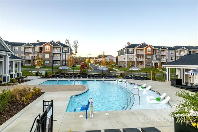 Foto del edificio - 12509 Park Sharon Ct