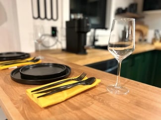 Building Photo - 684 Legion Ave