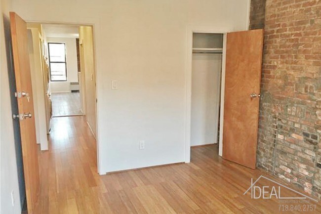 Building Photo - 148 5th Ave
