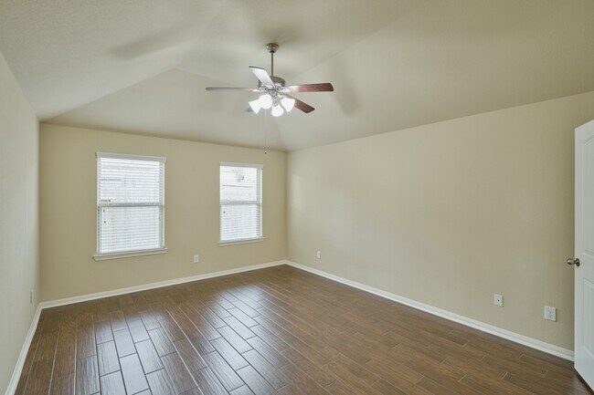 Master - 1761 Cindy Ln