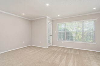 Building Photo - Dunwoody Ridge