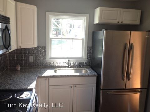 Building Photo - 3 br, 1 bath House - 1239 Ashville Road