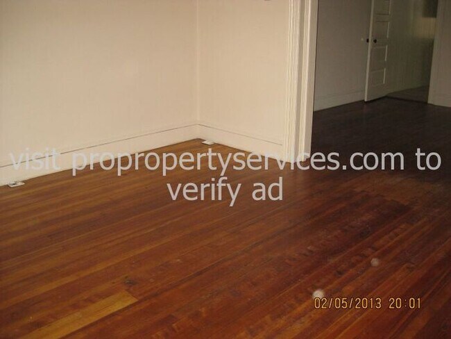 Foto del edificio - 302 S Mulberry St