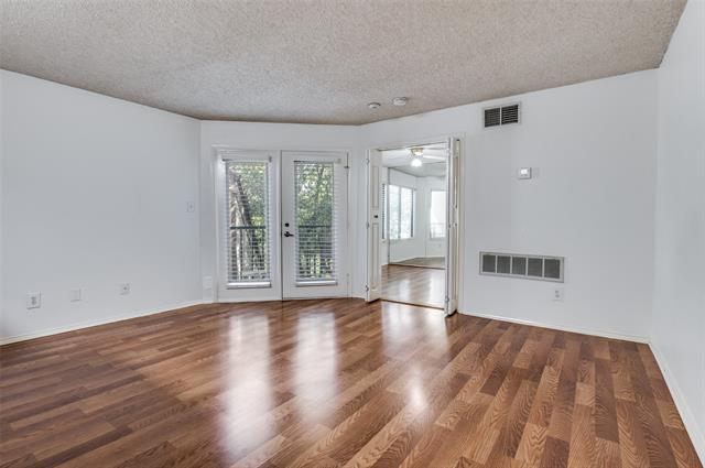 Building Photo - 2311 Basil Dr