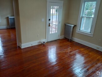 Building Photo - 1112 Delaware St