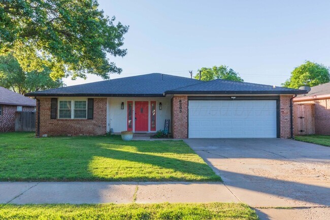 Foto del edificio - 4203 Woodfield St