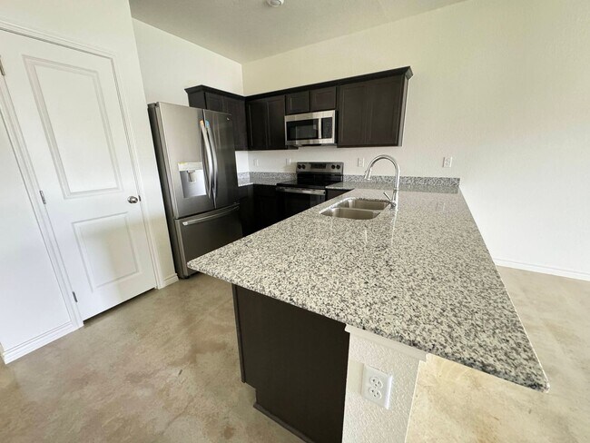 Building Photo - 1257 Lehmann Dr