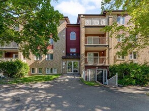 Building Photo - 6 Rue du Curé-André-Préseault