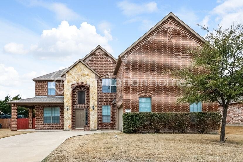 Foto principal - 917 Vickery Dr