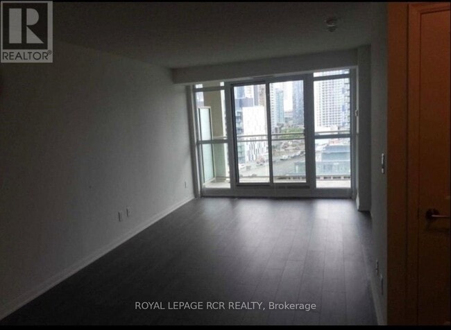 Building Photo - 38 Grand Magazine St