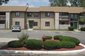 Building Photo - 512 W High St