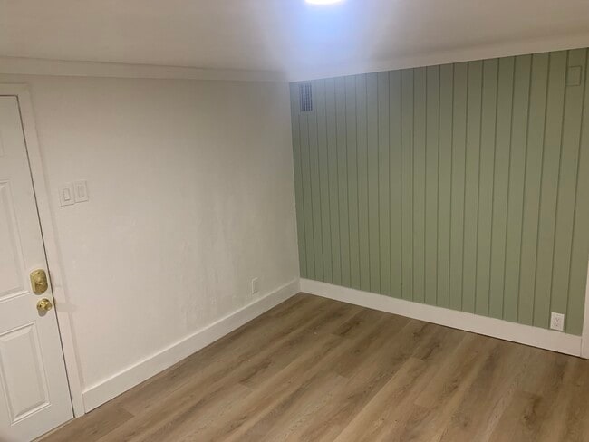 Foto del edificio - 5137 Dartmouth Ave N