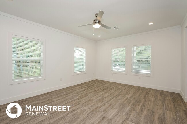 Foto del edificio - 2910 Wilhurt Ave