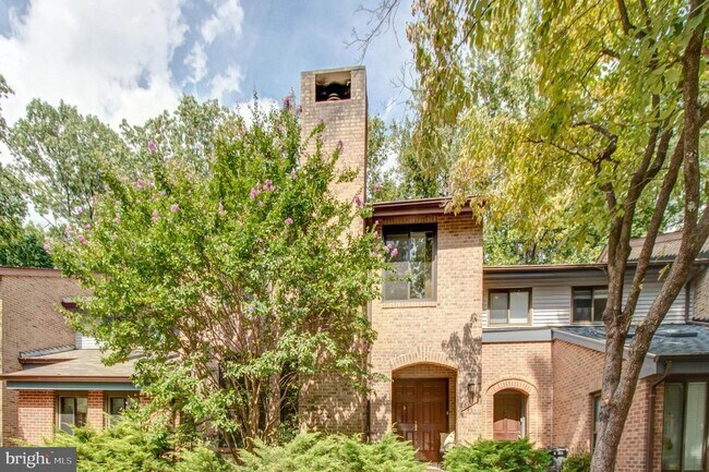 Foto del edificio - 5707 Waters Edge Landing Court