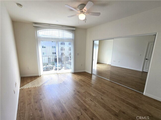 Foto del edificio - 6937 Knowlton Pl
