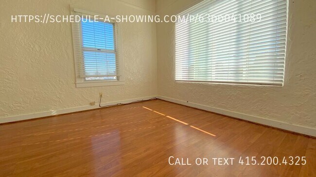 Foto del edificio - Two Bedroom Near MIIS with Laundry In Unit