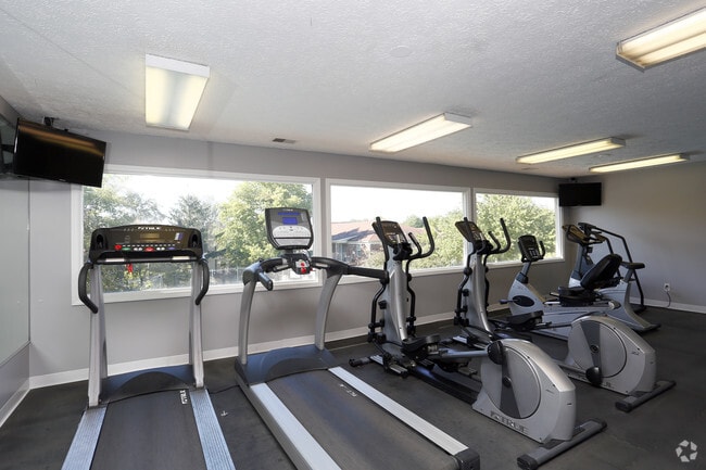 Interior Photo - Spinnaker Court