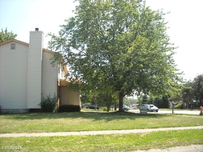 Foto del edificio - 3 br, 1.5 bath Apartment - 6608 Birchton