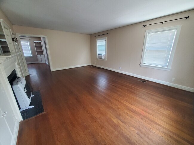 Foto del edificio - 4309 Ursuline St