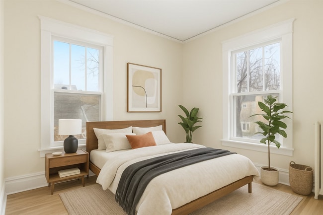 Building Photo - 712 Cedar Lake Rd S