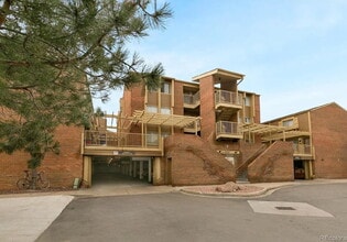 Building Photo - 3161 Madison Ave