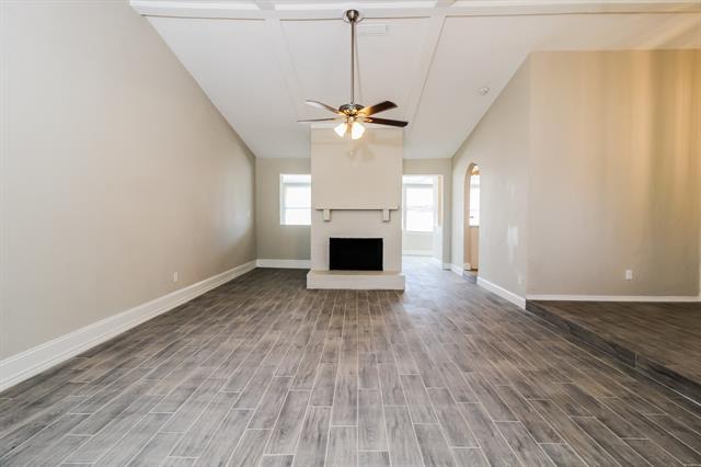 Foto del edificio - 1638 Chisolm Trail