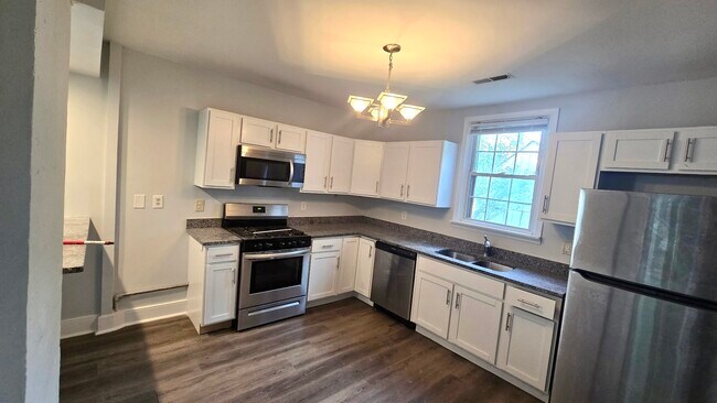 Foto del edificio - 512 N 25th St
