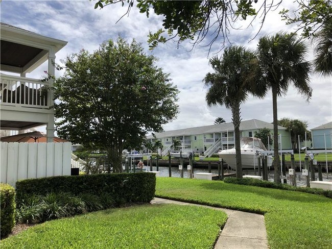 Building Photo - 5017 Starfish Dr SE