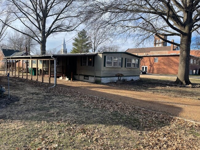 Building Photo - 2 bed/2 Bath