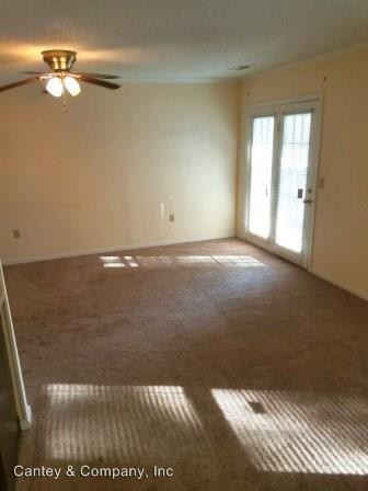 Foto del edificio - 403 Wormwood Ln