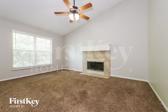 Building Photo - 6703 S Brookside Rd