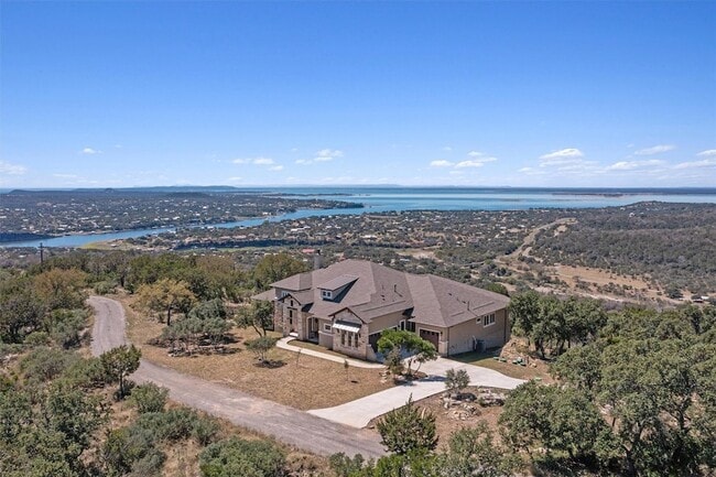 Foto del edificio - 235 Chestnut Crossing