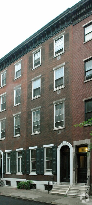 Primary Photo - 1819 Spruce St