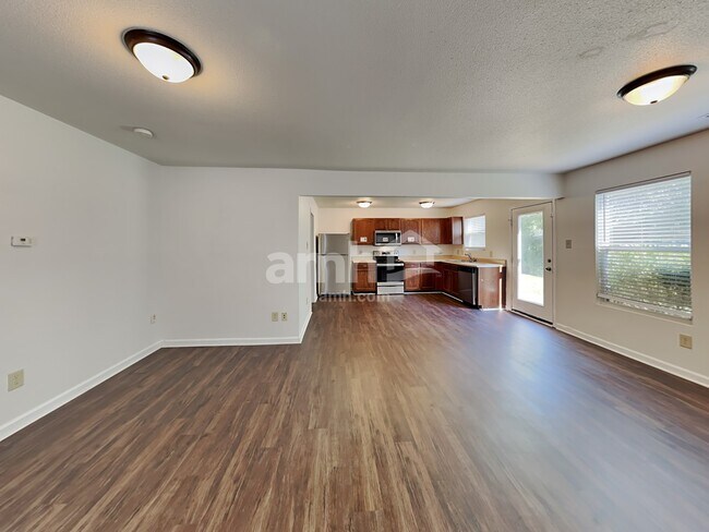 Foto del edificio - 386 Morning Dew Dr