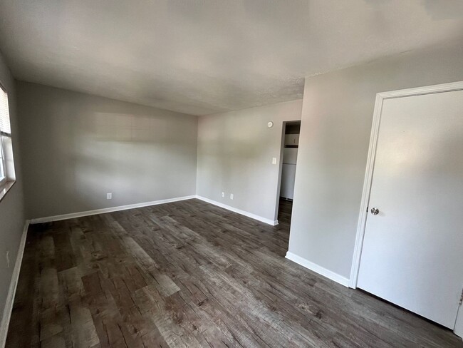 Foto del edificio - Stockton Apartments- Sharp Lane Community ...