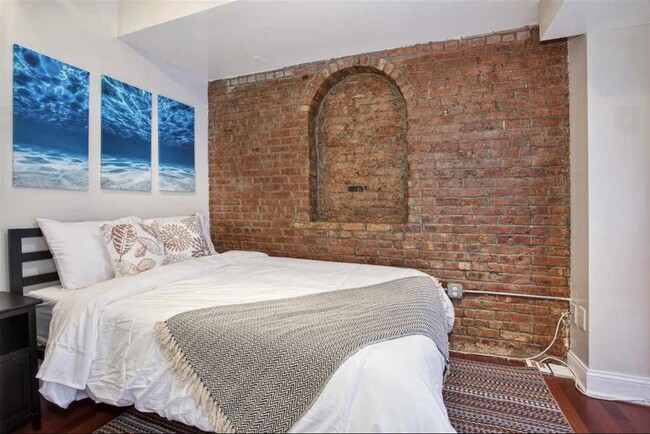 Foto del edificio - 99 Montgomery St