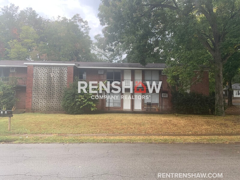 Primary Photo - 701 N Sampson Ave