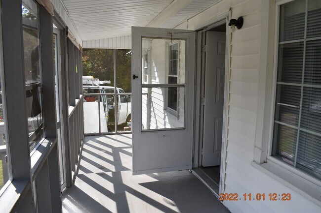 Foto del edificio - 2 Bed 1 Bath in Erwin