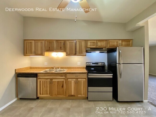 Foto del edificio - 730 Miller Ct