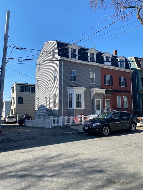 Primary Photo - 397 K St