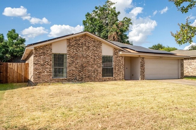 Foto del edificio - 2717 W Oakdale Rd