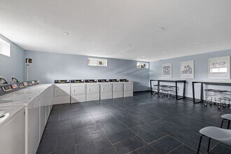 Interior Photo - Livingston Gardens