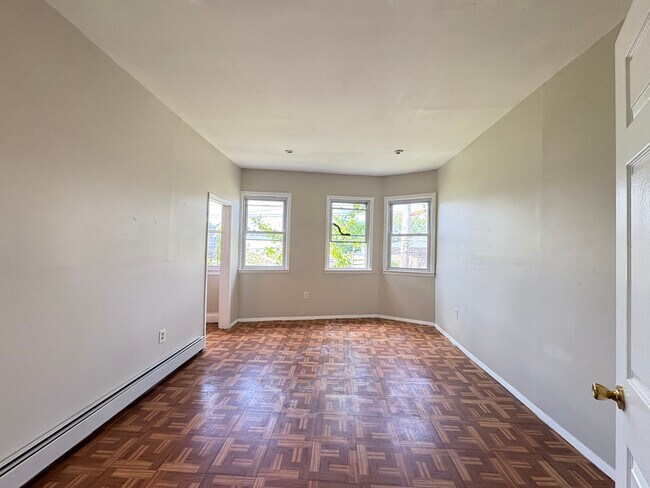 Foto del edificio - 787 Summer Ave