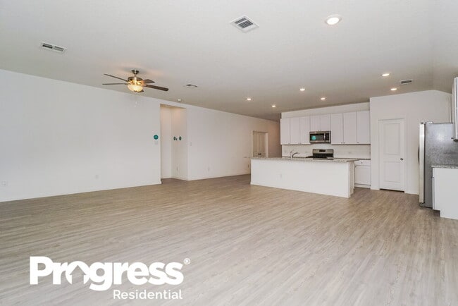 Building Photo - 15111 Nettleton Ml